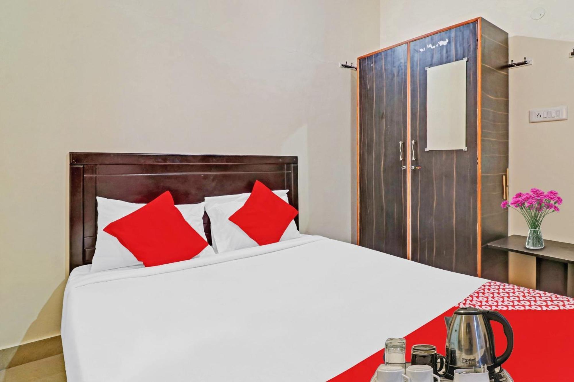 Hotel O Mn Residency Near Ragigudda Sri Prasanna Anjaneyaswamy Temple Bangalore Bagian luar foto